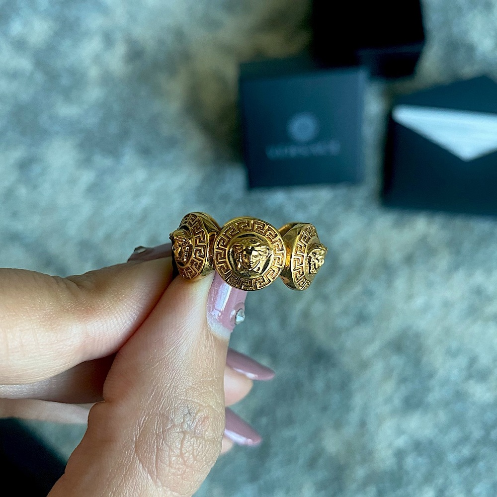 Versace Medusa Tribute Ring